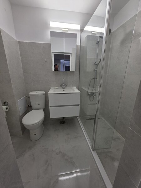 Decebal, rond Alba Iulia, renovata, mobilata si utilata, 10 minute metrou