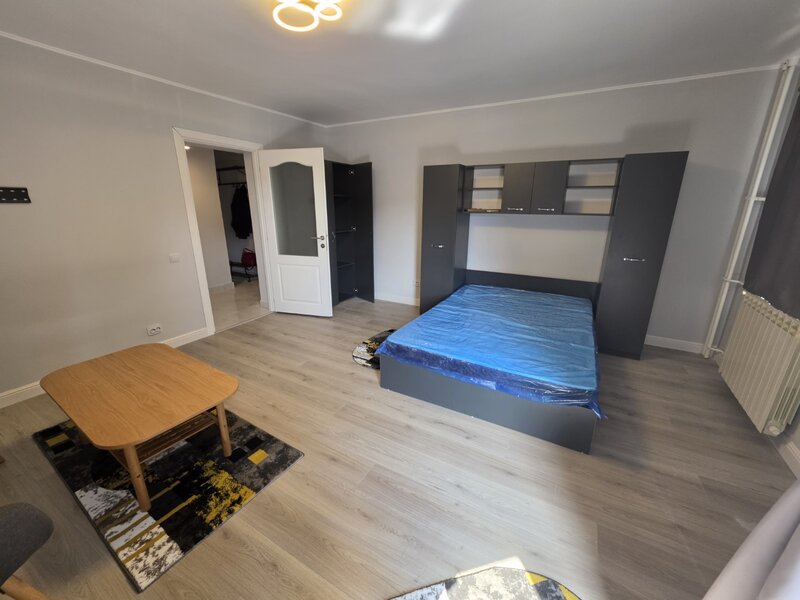 Decebal, rond Alba Iulia, renovata, mobilata si utilata, 10 minute metrou