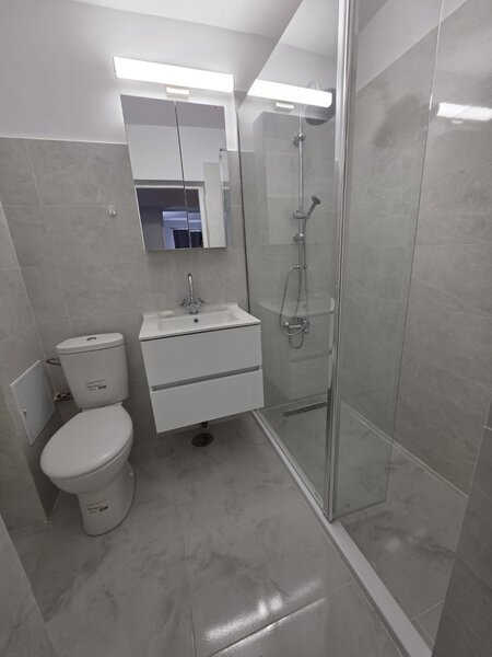 Decebal, rond Alba Iulia, renovata, mobilata si utilata, 10 minute metrou