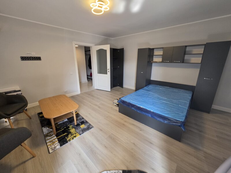 Decebal, rond Alba Iulia, renovata, mobilata si utilata, 10 minute metrou